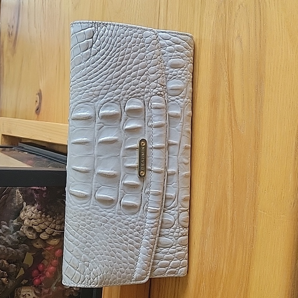 Brahmin leather croc embossed wallet